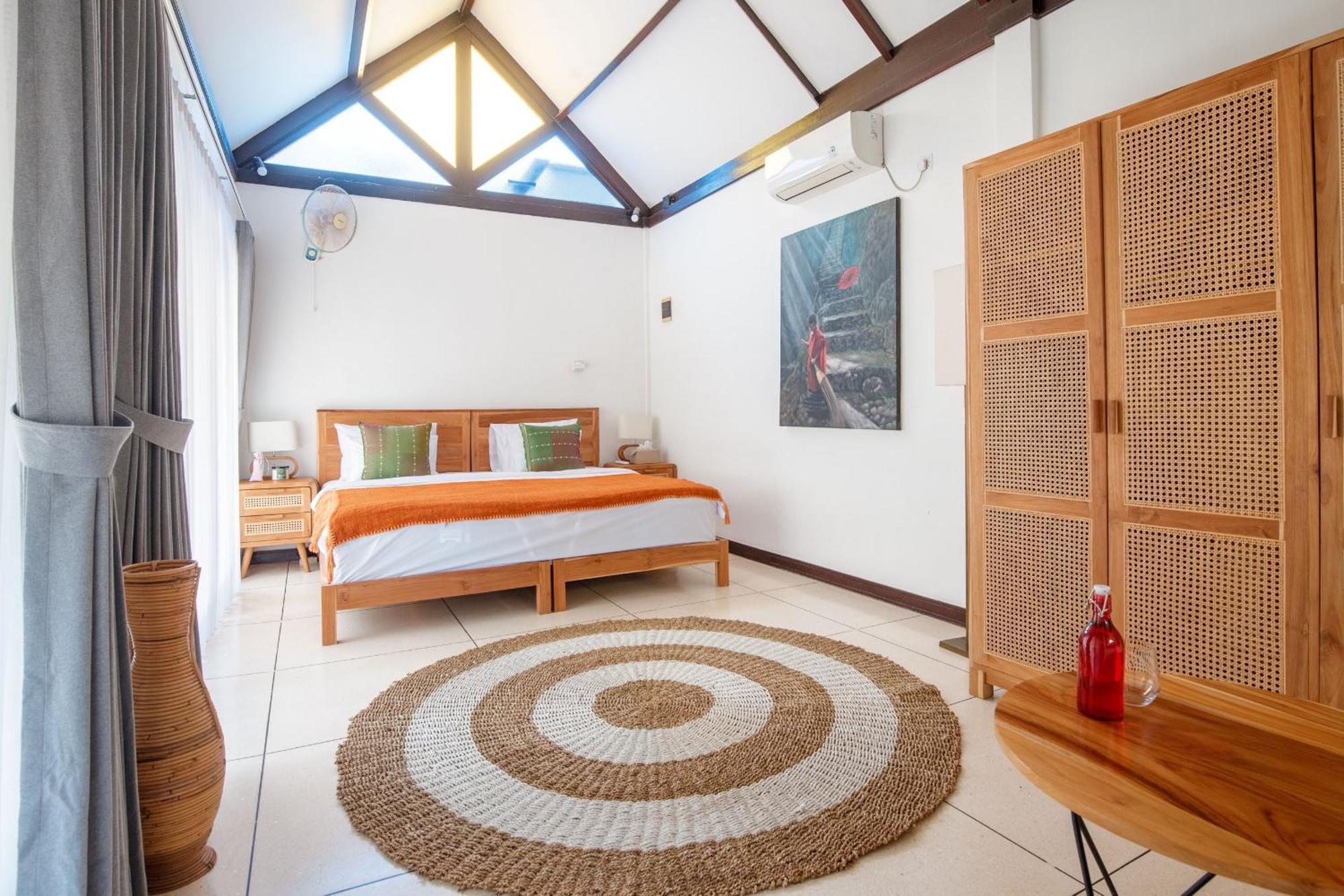 Sattva Yoga Retreat Villas Canggu Exteriör bild
