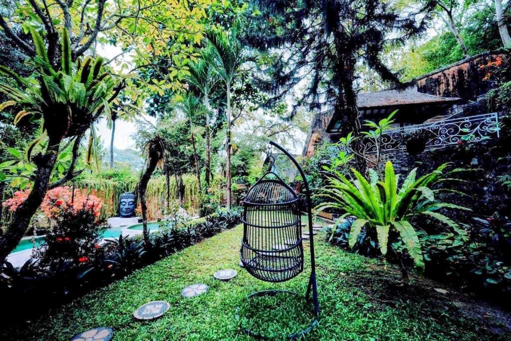Sattva Yoga Retreat Villas Canggu Exteriör bild
